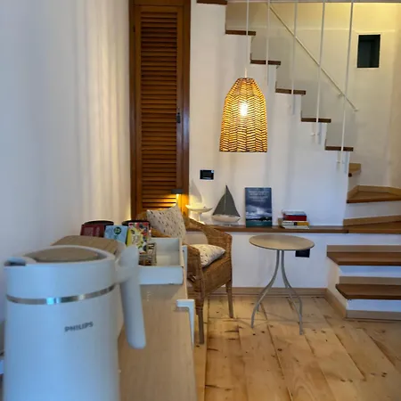 La Casa Del Bambero - Borgo Antico Di Cerri - Colline Di Apartment *